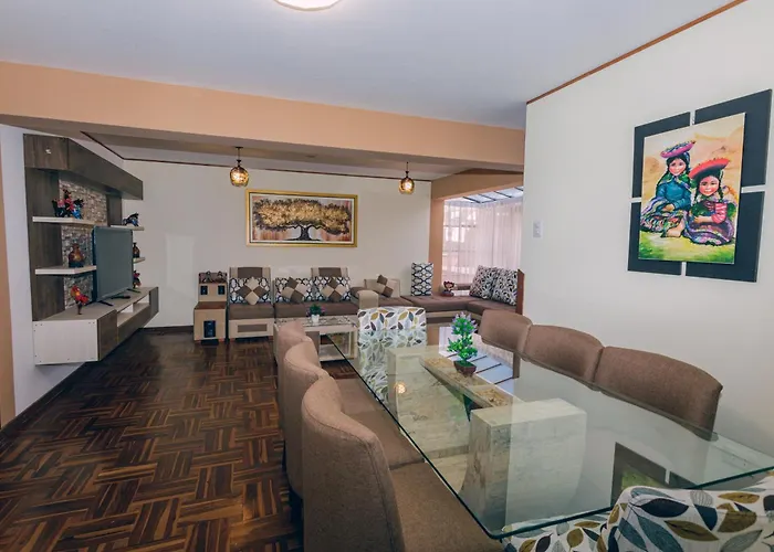 Pakarina House